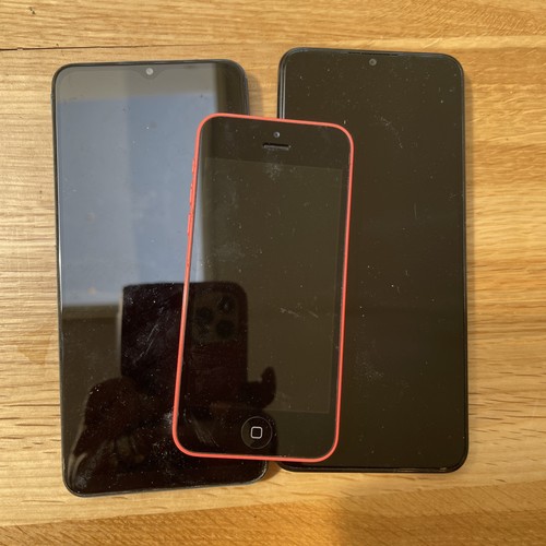 Mobile for spares - mobile,