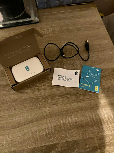 Mini hub mobile wifi - ee,